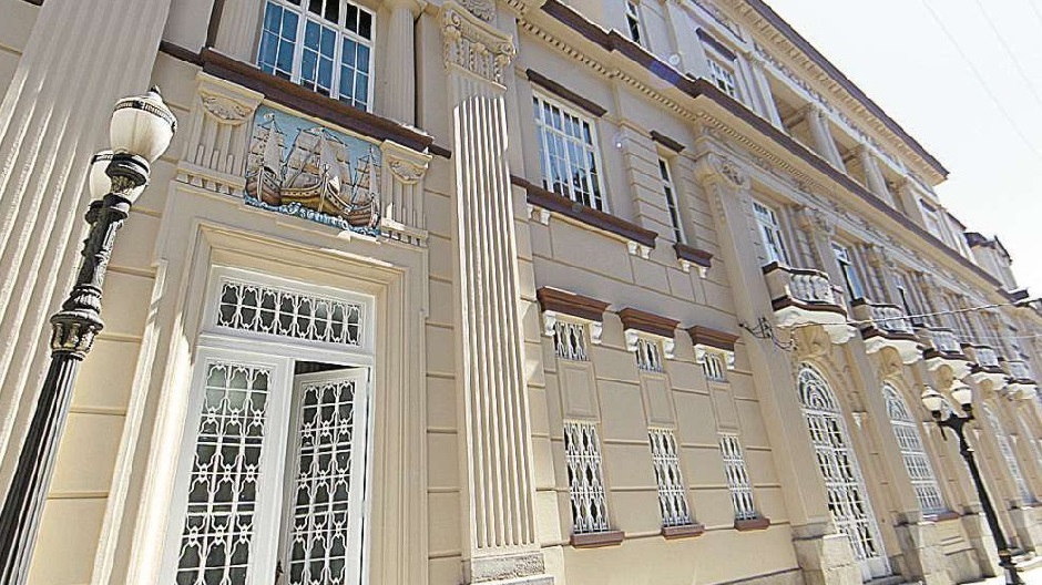 ACS e Assecob colocam o futuro de Santos em debate