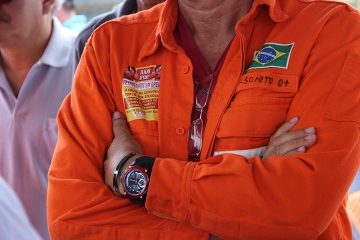 Trabalhadores acionistas da Petrobrás fundam associação para fiscalizar gestão da empresa