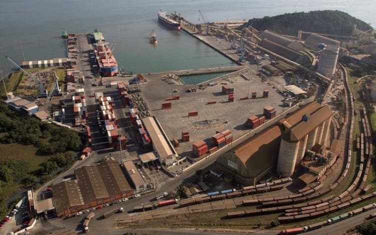 Porto de São Francisco vai fazer dragagem de 2 milhões de metros cúbicos