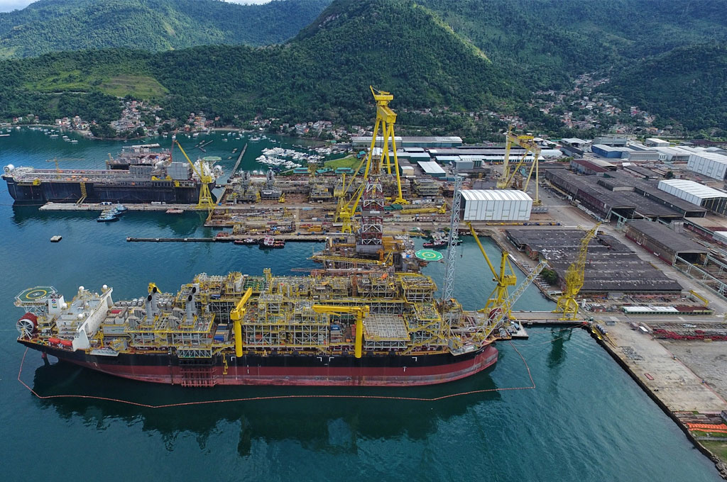 Prefeito de Angra dos Reis pede apoio ao Governo Federal para a indústria naval