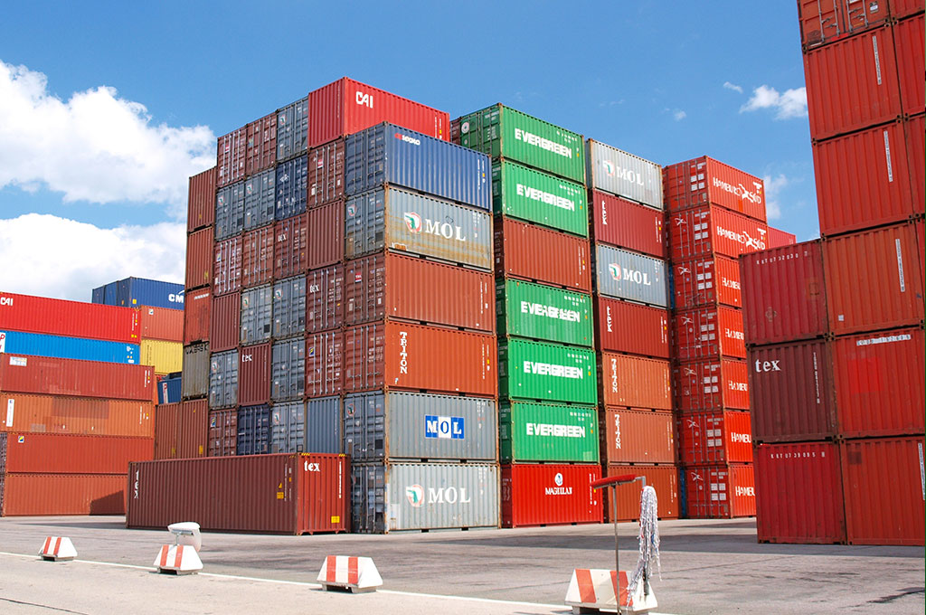 Porto de Santos tem em junho o pior mês dos últimos anos na importação de contêineres