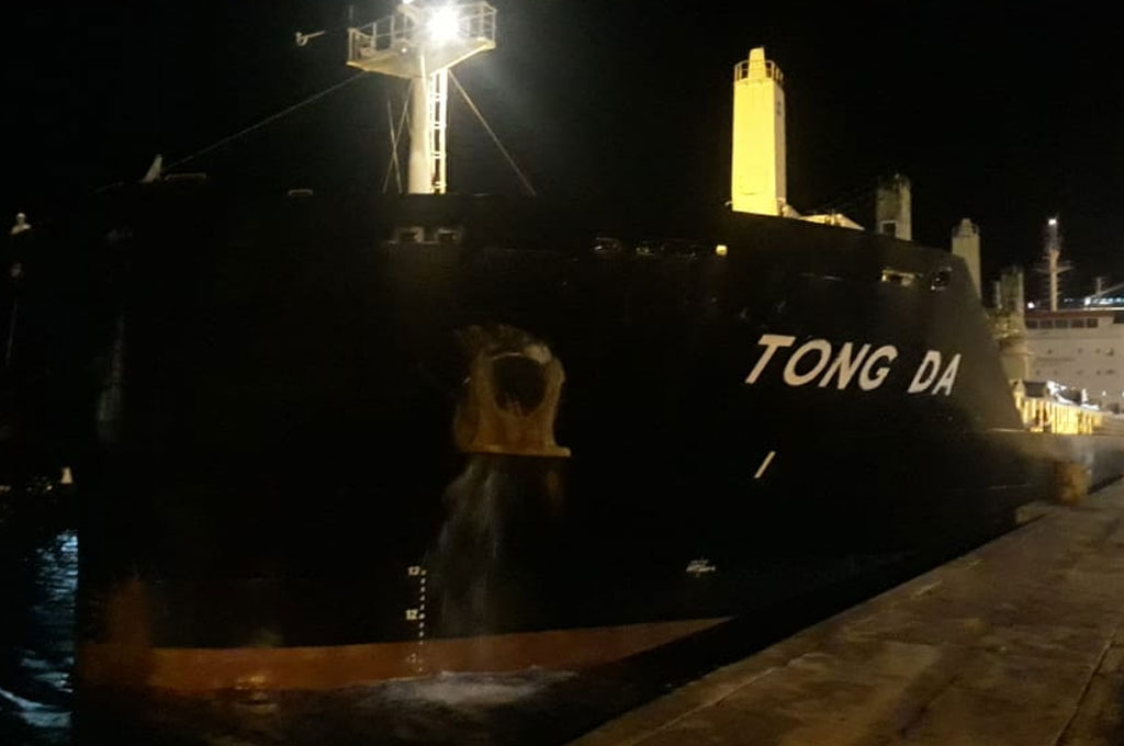 Porto do Pecém bate recorde de embarque de placas de aço em 24h