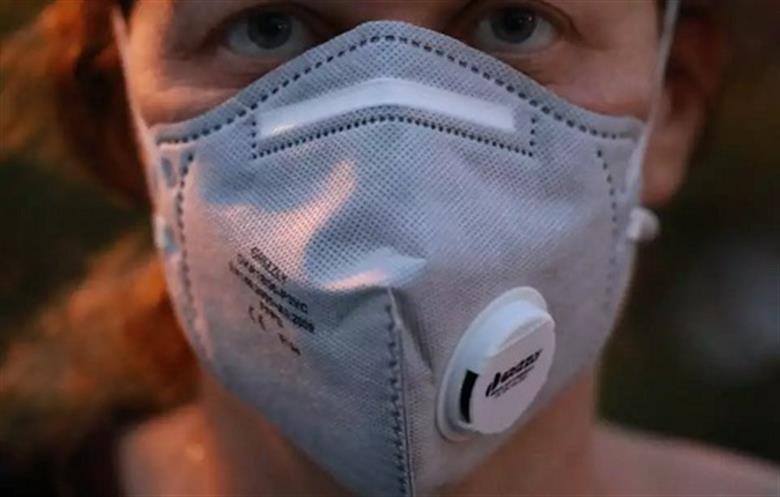 Estudo comprova: máscaras caseiras precisam ter pelo menos 2 camadas de tecido para serem eficientes