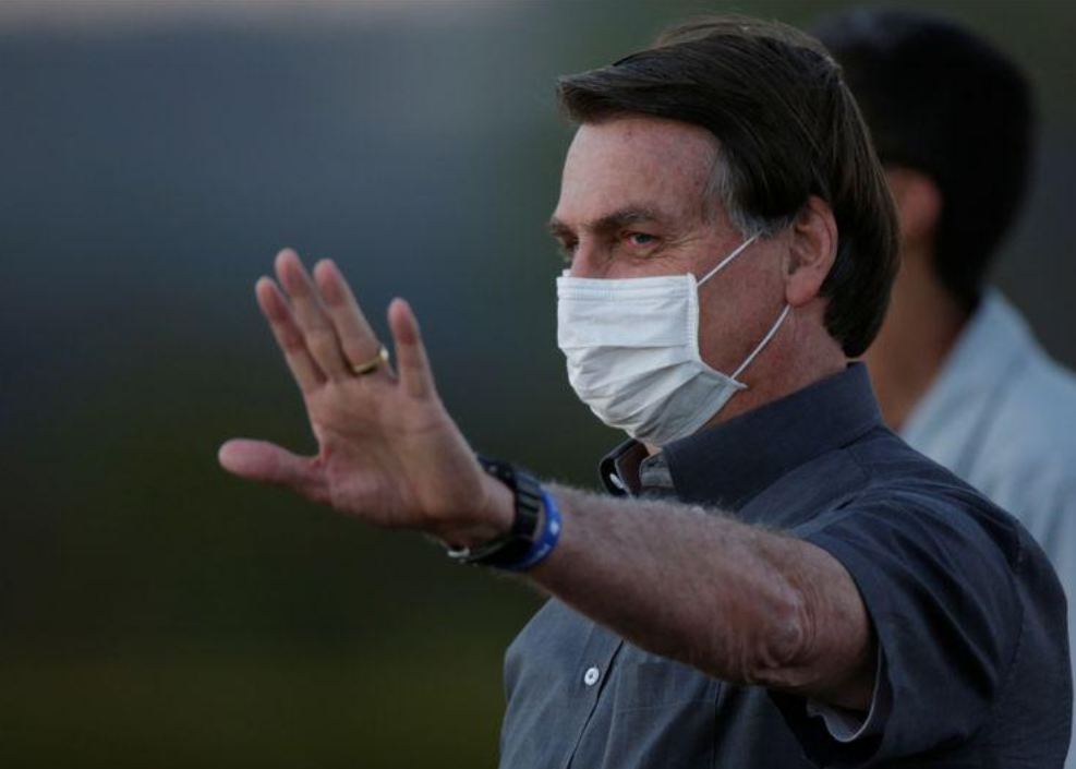 Novo teste positivo de Bolsonaro frustra retomada de viagens e agenda positiva do governo