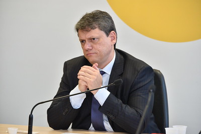 Ministro da Infraestrutura diz ser o momento de discutir alterações na Lei 12.815 e fala em simplificar arrendamentos nos portos