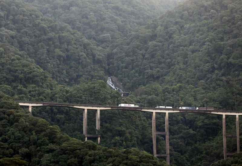 Ecorodovias pode adiar investimento após efeitos da Covid-19 e queda no lucro do 2º tri