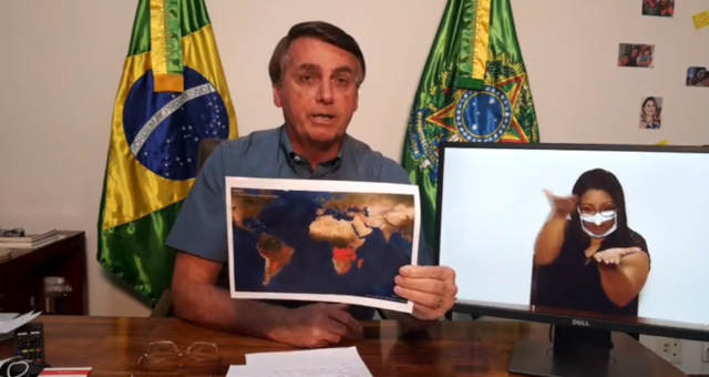Brasileiro não aguenta mais aumento da carga tributária, diz Bolsonaro