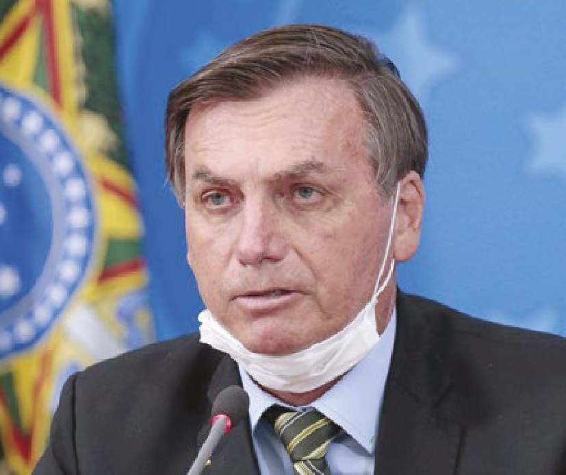 Bolsonaro amplia lista de vetos ao uso de máscara