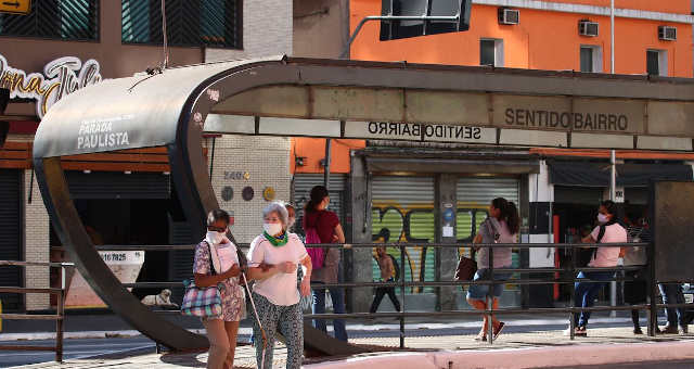 SP multou 16 empresas e 4 pessoas por regras de uso de máscaras