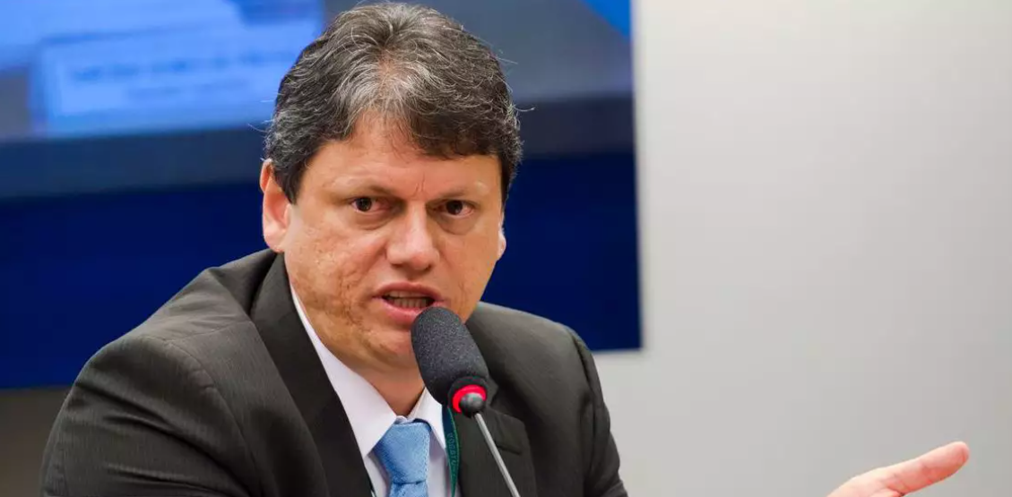 Ministro da Infraestrutura prevê investimentos e geração de empregos no Porto de Santos