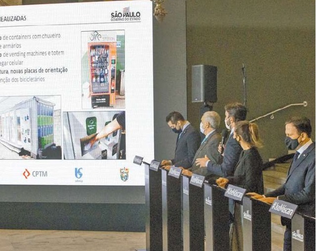 Baixada continua na fase amarela; Vale retrocede à vermelha