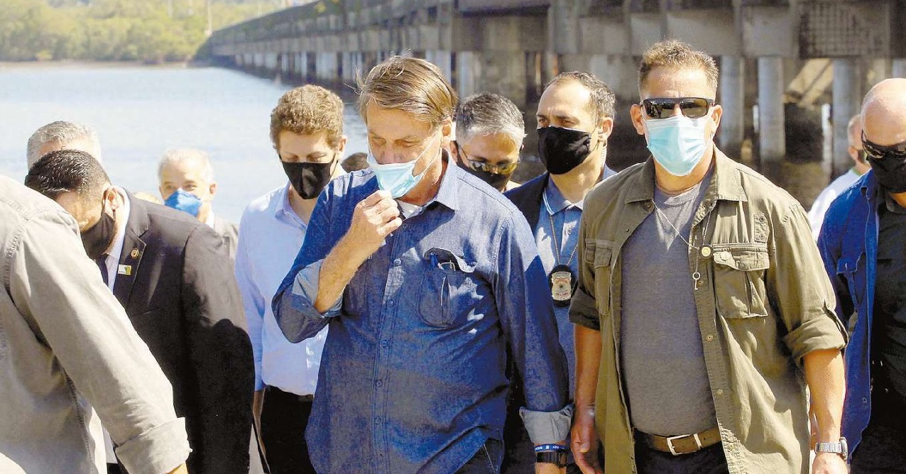 Bolsonaro faz visita relâmpago à região