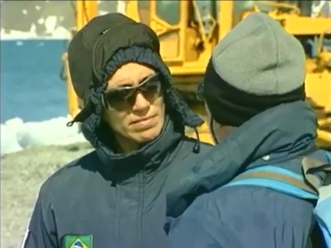 Que o mar nos una para salvar este navio
