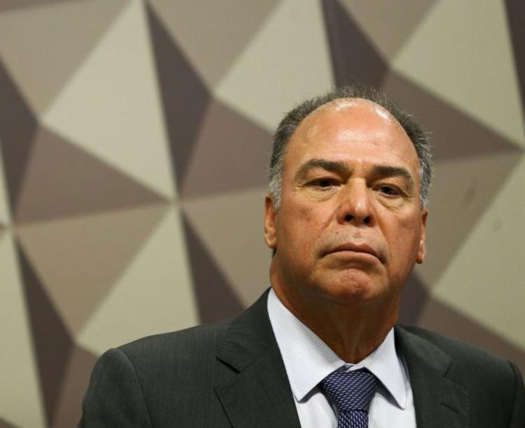 Senador é investigado por beneficiar Tecon Salvador em projeto de R$ 131 milhões