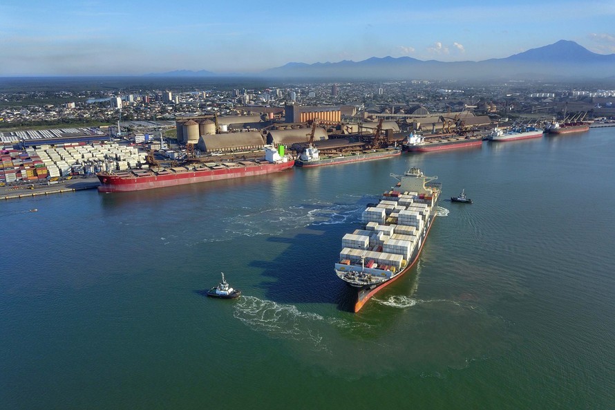 Portos de Paranaguá e Antonina registram aumento de 14% nas exportações
