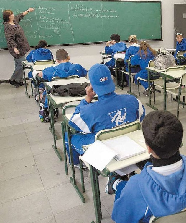SP estuda manter aulas on-line