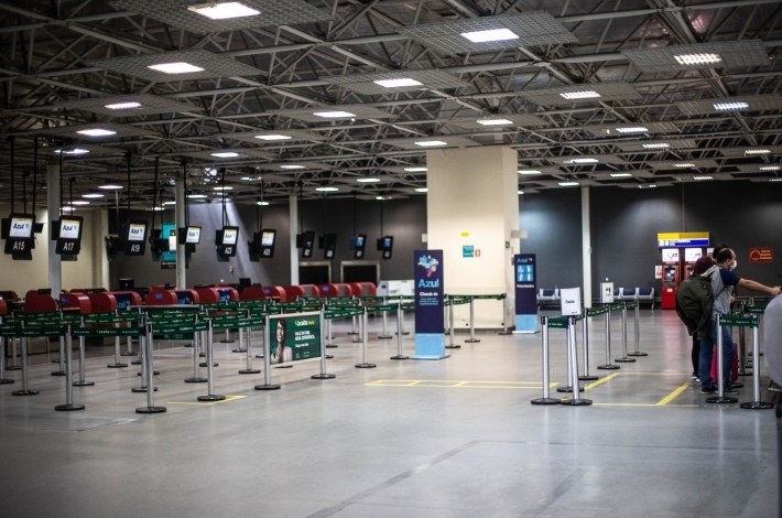 Fronteira aérea volta a ser aberta para turista