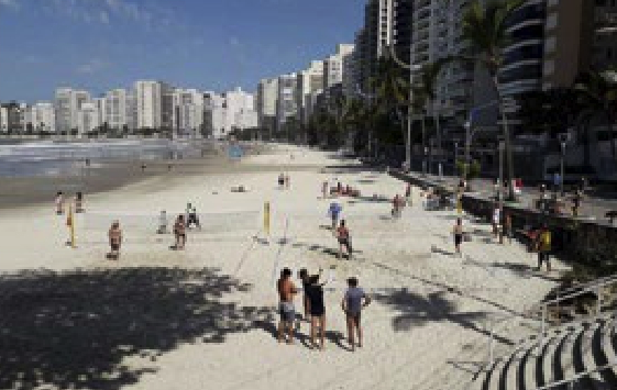 Guarujá cria protocolo para prática de esportes na praia