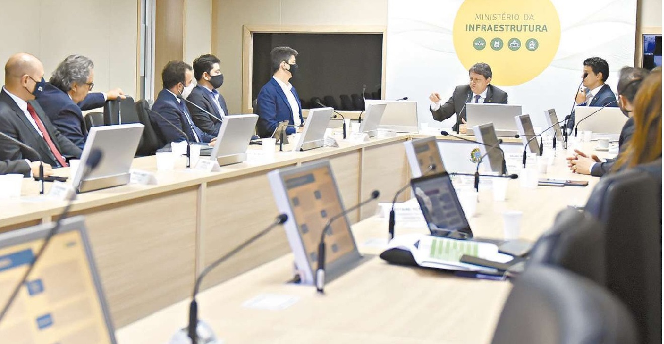Desestatização dos portos deve reduzir tarifas, prevê DTA