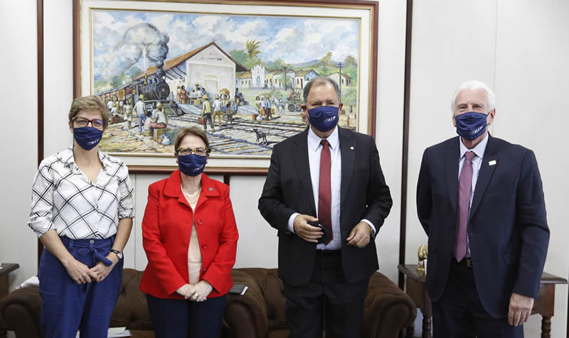 Ministra da Agricultura recebe dirigentes da ATP e FPA para tratar de gargalos logísticos