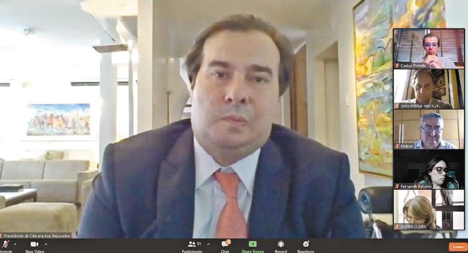 Maia quer analisar dados sobre benefícios do Reporto