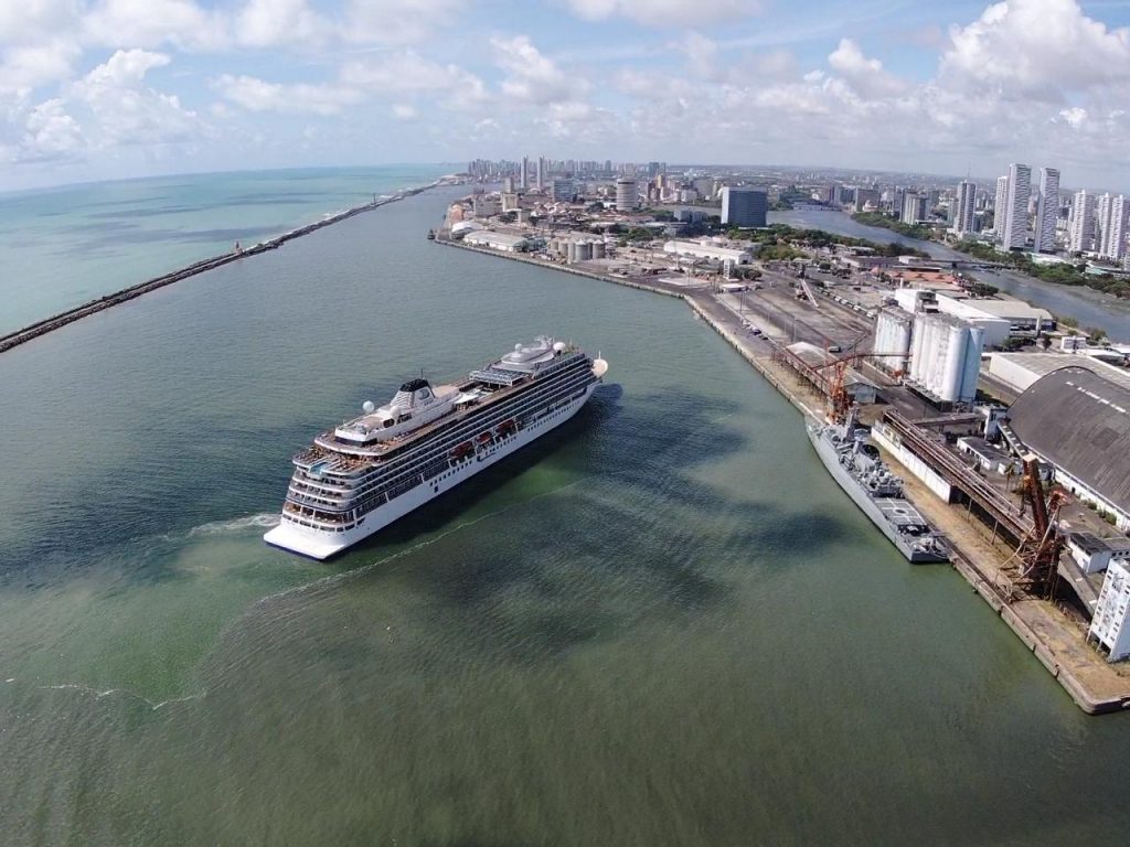 Porto do Recife completa 102 anos investindo em inovação e novas tecnologias para se manter atual e competitivo