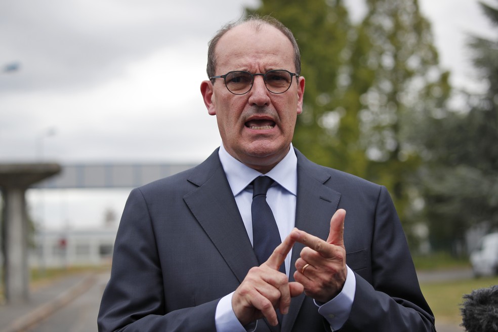 França anuncia novas medidas para conter covid-19, mas descarta novo confinamento