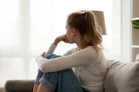 Isolamento social, problemas com o sono e depressão