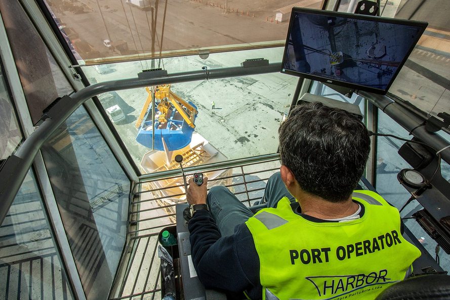 Porto de Paranaguá descarrega mais fertilizantes em menor tempo