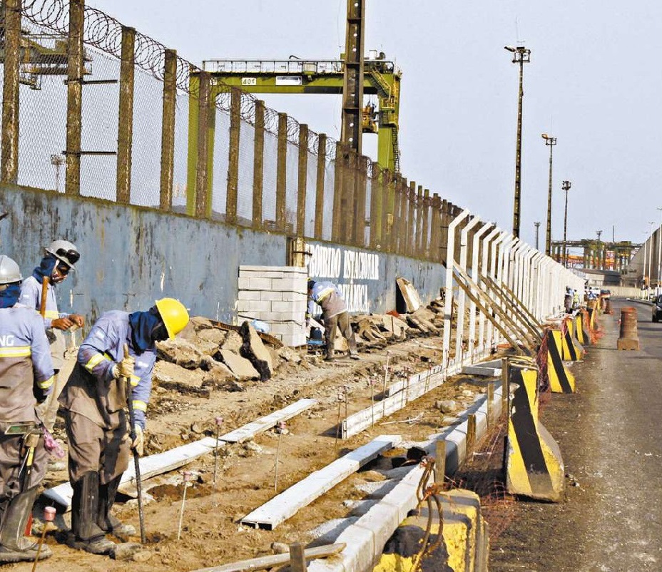 Obras da Avenida Perimetral na Ponta da Praia são retomadas