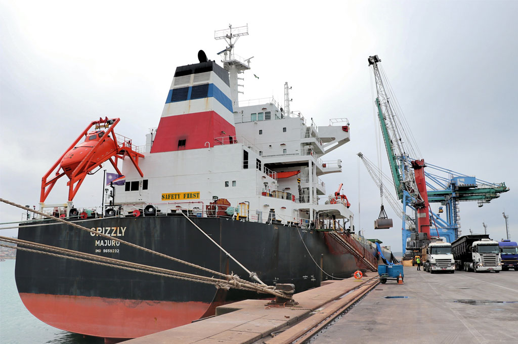 Porto de Imbituba movimenta 602,7 mil toneladas em setembro e bate recorde histórico