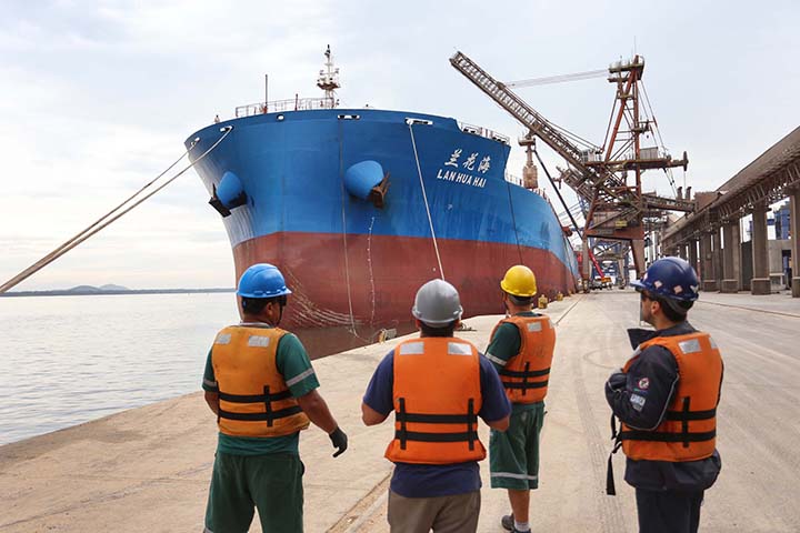 Portos já receberam navios de 48 nacionalidades em 2020