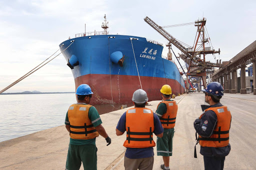 Navios de 48 nacionalidades já passaram por Paranaguá e Antonina em 2020