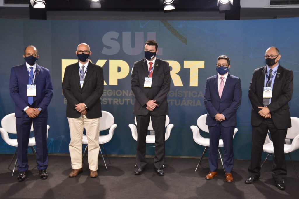 Painel sobre dragagem permanente encerra primeiro dia de programação do Sul Export