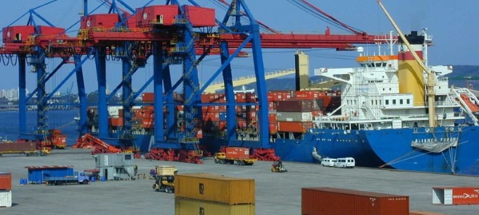 Por mais investimento (e emprego) na área portuária