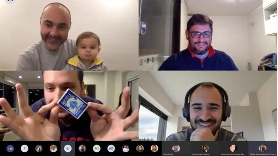 Empresas bancam happy hour online com pipoca, cerveja e até show de mágica