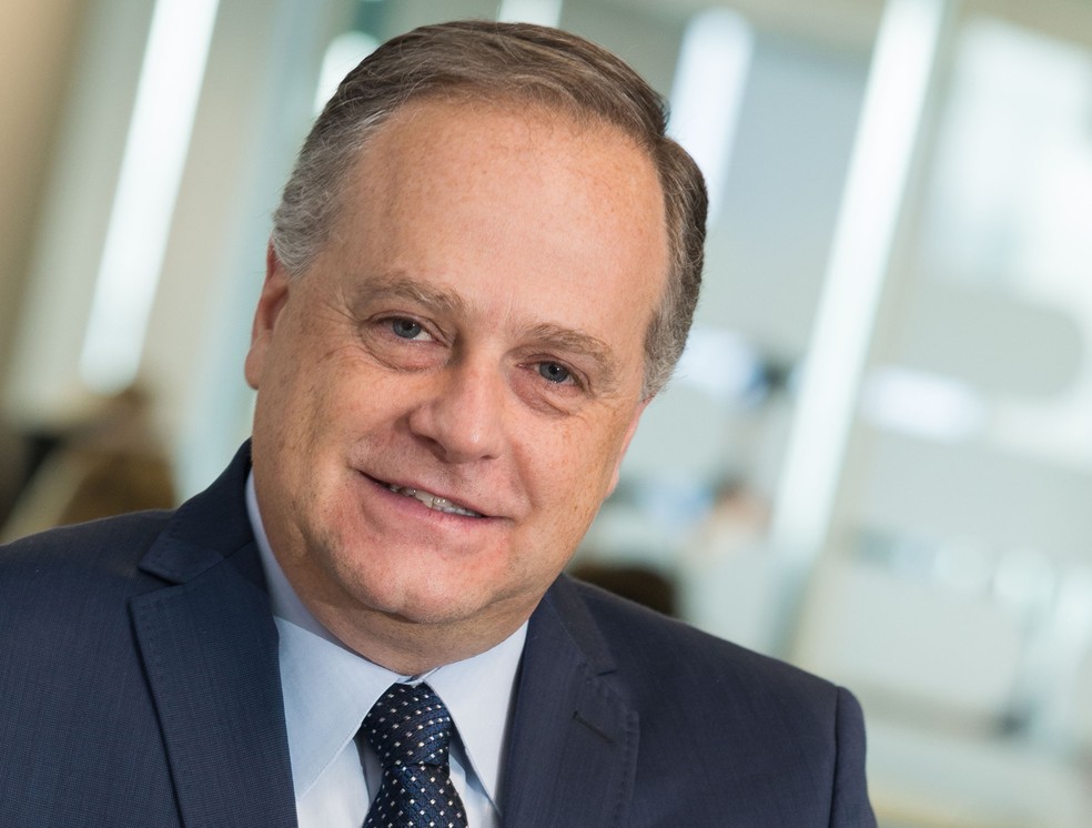 Companhias criam vagas permanentes em home office