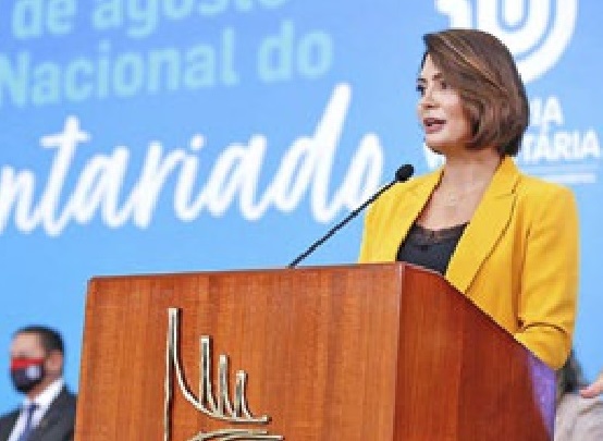 Planalto usa nome de primeira-dama para pedir doações do Porto