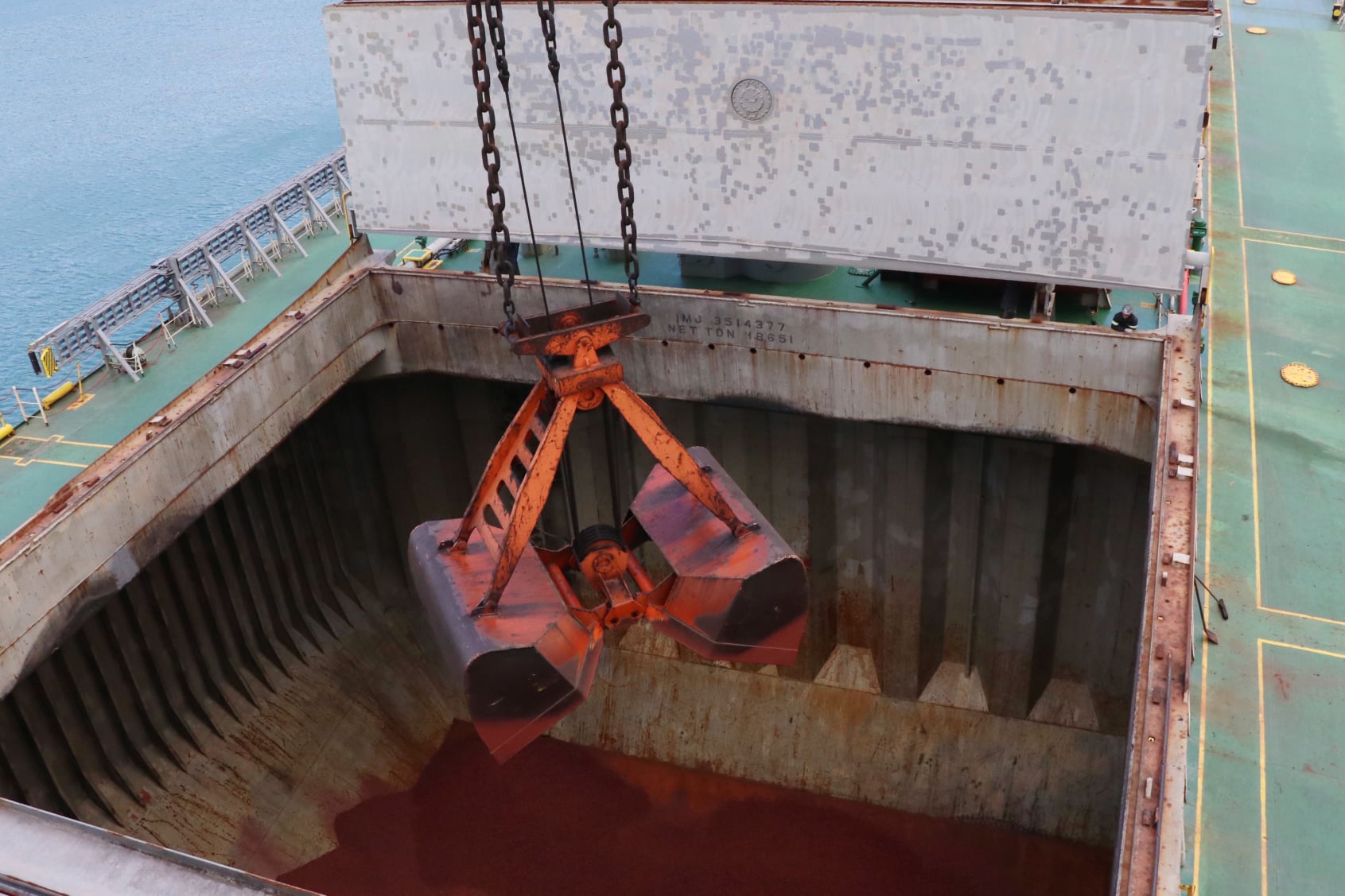 Porto de Imbituba consolida embarques de minério de ferro