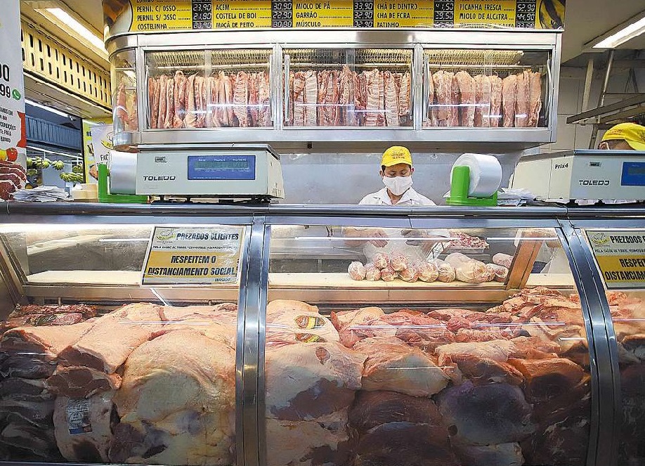 Alimentos e transportes puxam IPCA