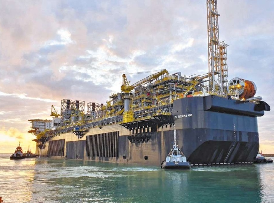 Brasil retoma leilões para atrair petroleiras a Santos