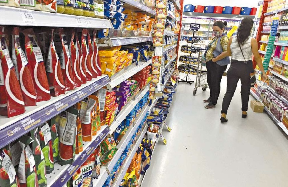 Mercado melhora projeções do PIB