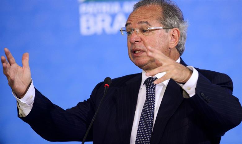 Guedes anuncia que vai para o "ataque" com privatizações e reformas
