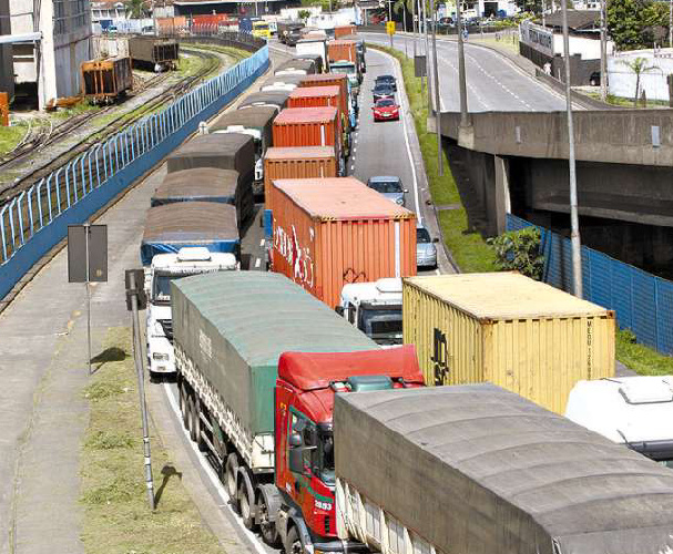Caminhoneiros querem discutir impacto da BR do Mar