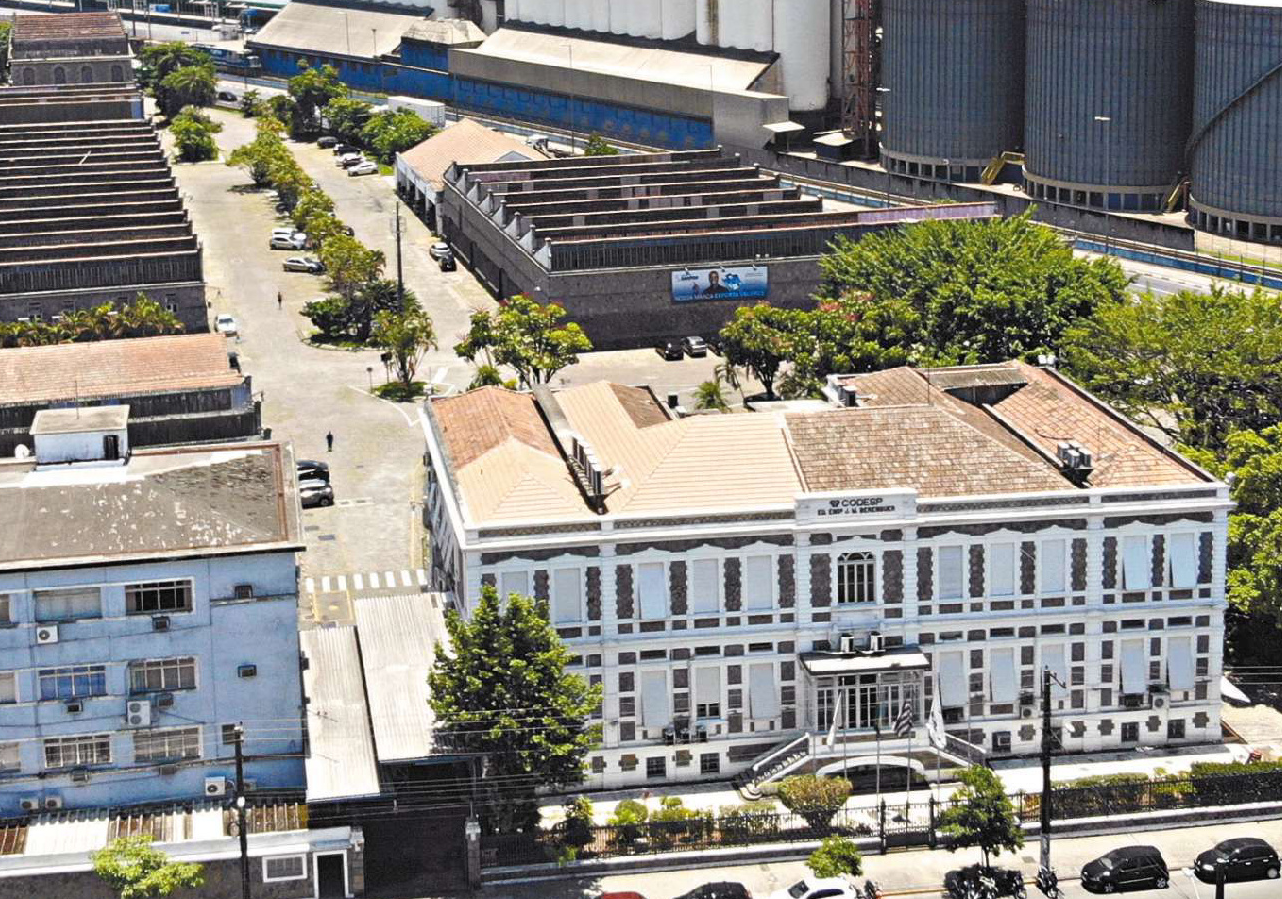 Defesa de ex-diretores diz que não teve acesso à denúncia
