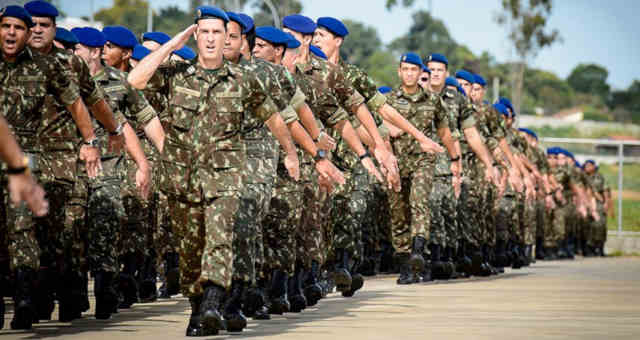 Ministério da Defesa estabelece vacinação obrigatória de militares