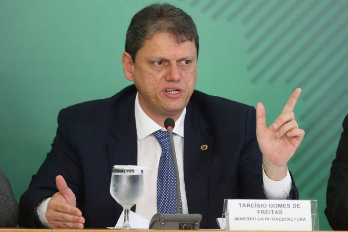 Costuras para votar BR do Mar envolviam temor de greve de caminhoneiros