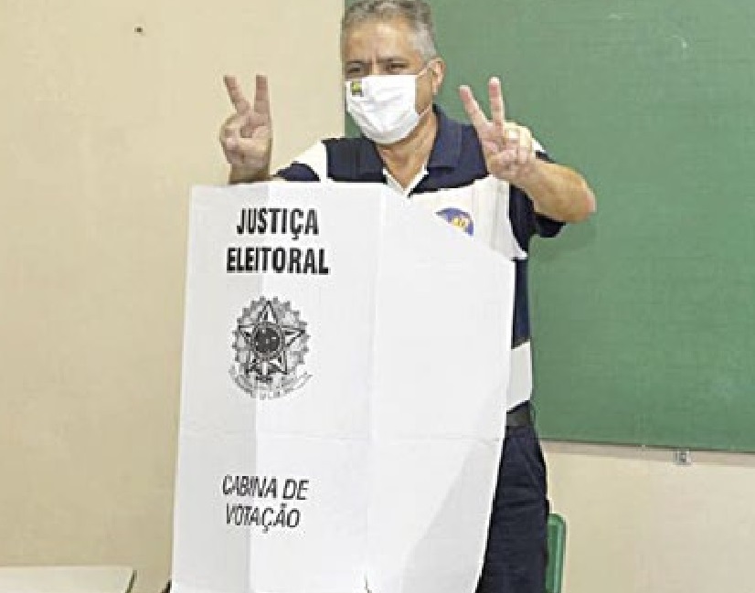Valter Suman é reeleito em Guarujá