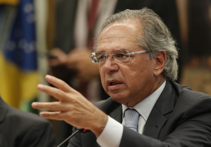 Parlamentares enviam ofício a Guedes por prorrogação do Reporto