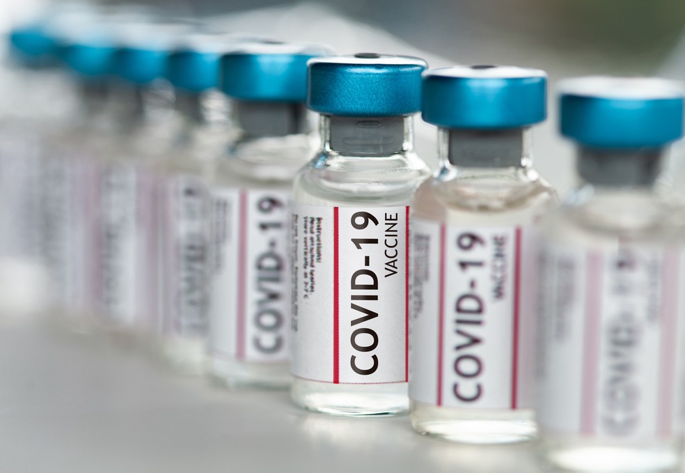 Anvisa define novos procedimentos para agilizar registro de vacina contra covid-19